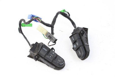 Кнопки керування на кермо Honda Civic 4D (FD) 2006-2011 36770SVAA12 (27260)