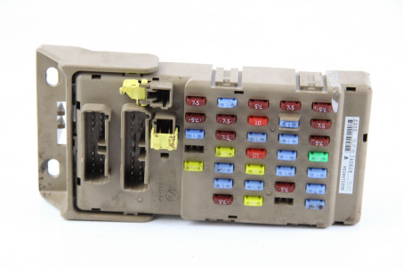 Блок запобіжників сервіс Subaru Tribeca (WX) 2006-2014 82201XA03A (27525)