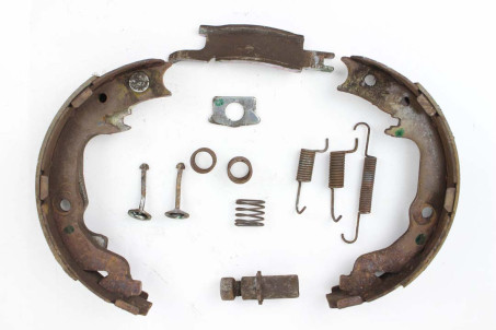 Механизм тормозной левый -14 Mitsubishi ASX 2010-2022 4800A041 (27580)