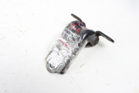 Петля двері задньої лівої низ Subaru Forester (SJ) 2012-2018 60479FG031 (28351)