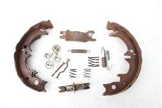 Механізм гальмівний лівий EU Toyota Camry 50 (XV50) 2011-  (28735)