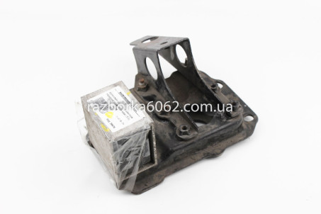 Кронштейн усилителя бампера передний правый Subaru Forester (SG) 2002-2008  (29474)