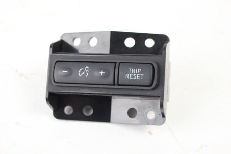 Кнопка TRIP Nissan X-Trail (T32-Rogue) 2014-2021 252735HA0A (30325)
