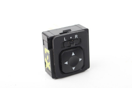 Блок керування дзеркалами без функції складання Mitsubishi Lancer X (CY) 2007-2013 MR417977 (30415)