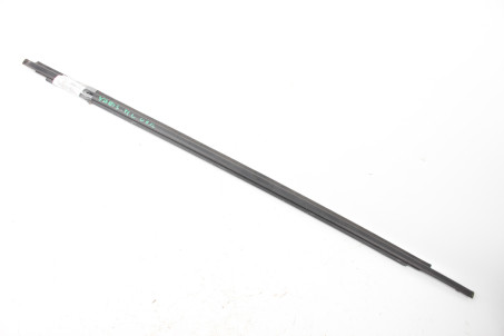 Молдинг скла двері передній лівий Toyota Yaris USA 2006-2009 седан 6821052150 (30511)