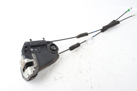 Замок двери задний правый электр Toyota Yaris USA 2006-2009 седан 6933052210 (30513)