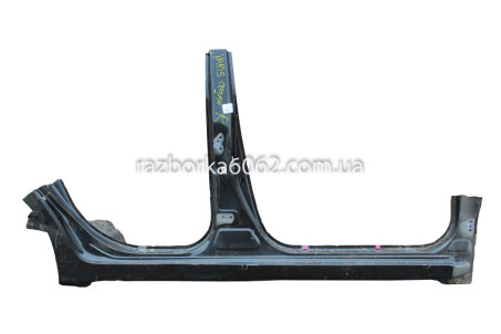 Порог правый со стойками (A-B)+сапожок Toyota Yaris USA 2006-2009 седан 6140352170 (30545)