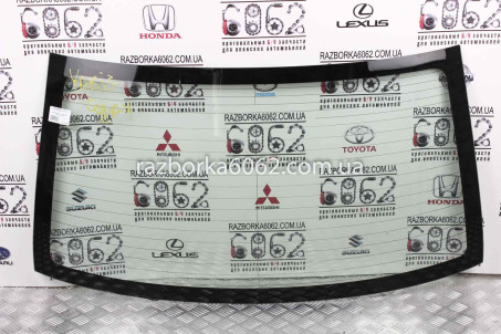 Скло заднє з обігрівом Toyota Yaris USA 2006-2009 седан 6480152120 (30808)