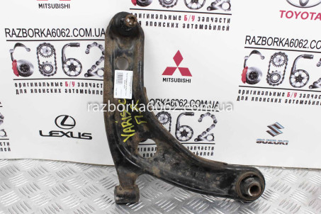 Важіль передній правий Toyota Yaris USA 2006-2009 седан 4806859095 (30891)