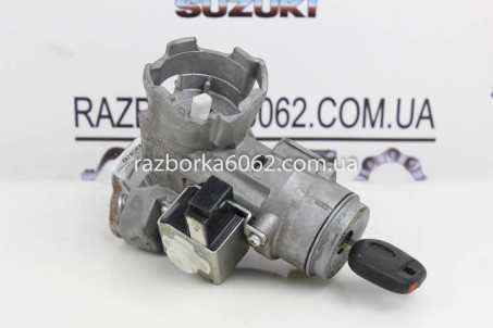 Замок зажигания АКПП Toyota Yaris USA 2006-2009 седан 4528022510 (31010)