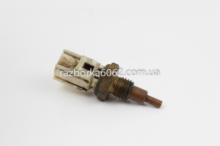 Датчик температуры охлаждающей жидкости Toyota Camry 50 (XV50) 2011- 8942233030 (31301)