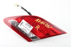Ліхтар правий внутрішній Toyota Avalon (GSX30) 2005-2011 8158007020 (31893)