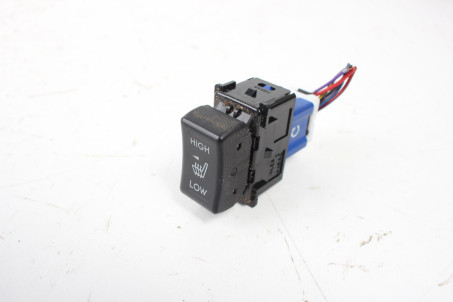 Кнопка підігріву сидіння LH Subaru Forester (SJ) 2012-2018 83245SG010 (32133)