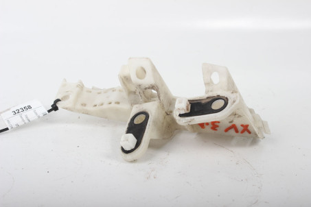 Напрямна заднього бампера під ліхтар RH Subaru XV 2011-2016 57707FJ080 (32358)