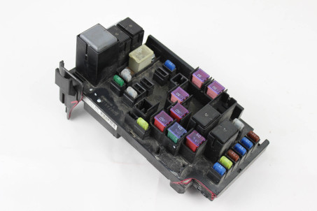 Блок предохранителей двигателя 1.6 МКПП Subaru XV 2011-2016 82241FJ050 (32519)