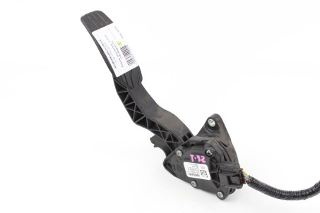 Педаль газу електро Nissan X-Trail (T32-Rogue) 2014-2021 180024BA0A (32620)