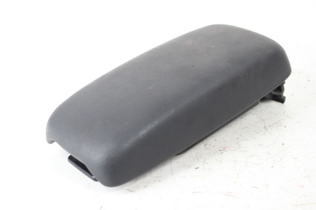Підлокітник шкіра чорний Mazda 6 (GG-GY) 2003-2007 GJ6A64450B02 (32764)