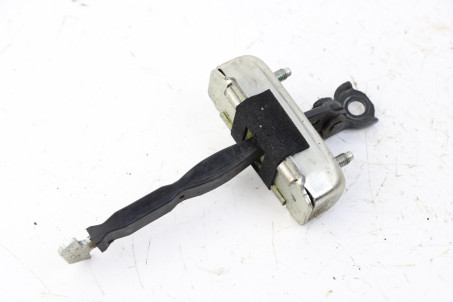 Обмежувач двері задній Toyota Camry 55 USA 2015-2018 6863006082 (32874)