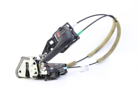 Замок двері задній правий електро Toyota Camry 55 USA 2015-2018 6905006100 (32882)