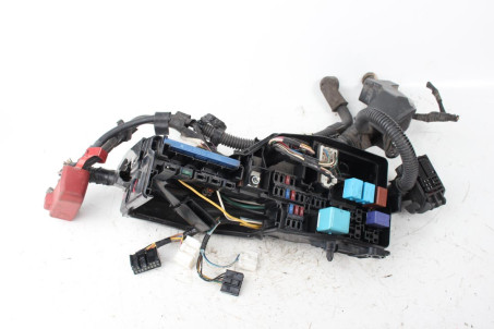 Блок запобіжників двигуна 2.4 Toyota Camry 40 (XV40) 2006-2011 8274033020 (33227)