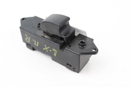 Кнопка стеклоподъемника одиночная передняя правая Mitsubishi Lancer X (CY) 2007-2013 8608A065 (33245)