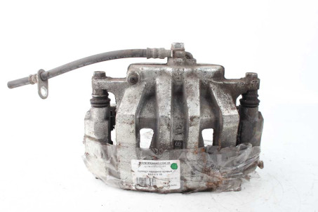 Супорт передній правий Toyota RAV-4 V 2018- 4773042130 (33470)