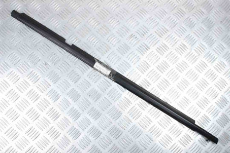 Молдинг скла двері задній правий Mazda CX-5 (KE) 2012-2017 KD5350660 (33516)