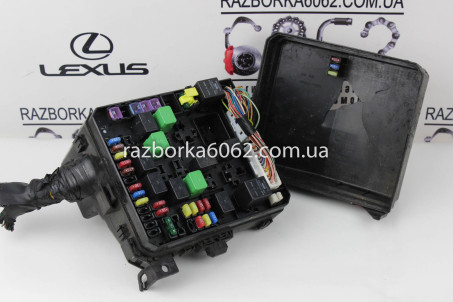 Блок запобіжників двигуна 2.0 CVT Mitsubishi Lancer X (CY) 2007-2013 8501A257 (33722)