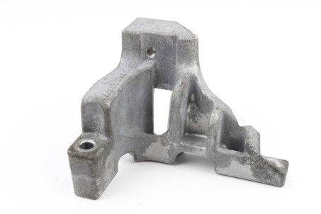 Кронштейн крепления компрессора А/С 2.0-2.4 Mitsubishi Outlander (CW) XL 2006-2014 7813A287 (33798)