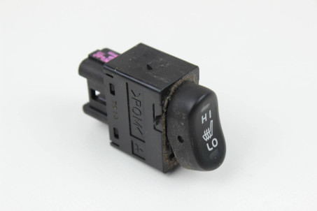 Кнопка подогрева RH Mitsubishi Colt (Z30) 2004-2012 MN108340 (34544)