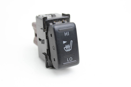 Кнопка подогрева RH Электрооборудование 25500JA00A (34551) 