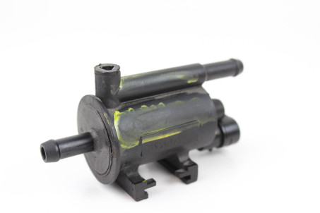 Клапан скидання пари бака 2.4 Hyundai Sonata (YF) 2009-2014 USA 2891025100 (34957)