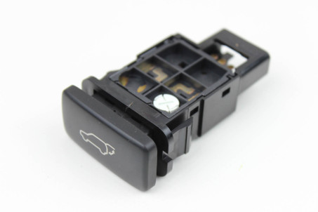 Кнопка закрытия крышки багажника Lexus RX (AL10) 2009-2015 8493048060 (35451)