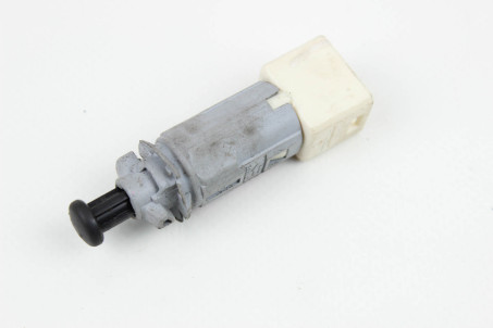 Датчик педали тормоза Mitsubishi Colt (Z30) 2004-2012 MR977584 (35608)