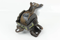 Подушка мотора ліва 2.0 TDI Mitsubishi Outlander (CW) XL 2006-2014 MN184368 (35868)