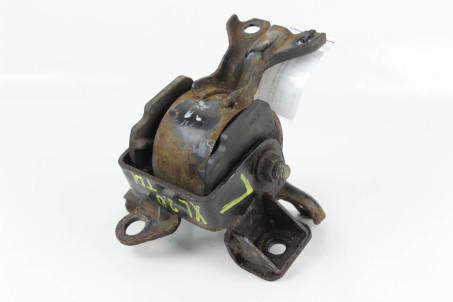 Подушка мотора ліва 2.0 TDI Mitsubishi Outlander (CW) XL 2006-2014 MN184368 (35868)