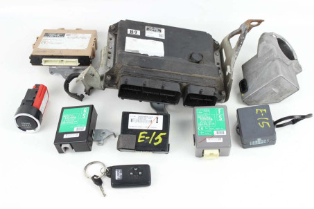 Блок управления двигателем комплект 1.6 МКПП Toyota Corolla E15 (E150) 2007-2013 8966112B90 (35974)