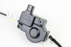 Привід замка лючка бака Lexus RX (XU30) 2003-2008 7703048020 (36023)