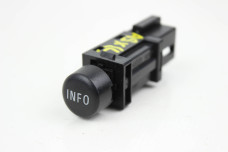 Кнопка INFO Mitsubishi ASX 2010-2022 8610A005 (36076)