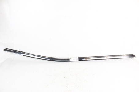 Молдинг скла двері задній правий Nissan Qashqai (J11- Rogue Sport) 2014-2022 828204EA0A (36091)