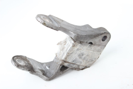 Кронштейн подушки двигателя правый 1.5 МКПП Mitsubishi Lancer X (CY) 2007-2013 MN184295 (36339)