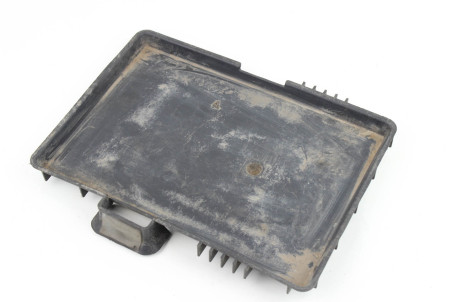 Полка аккумуляторная Mitsubishi Galant (DJ) 2003-2012 MN121270 (36494)