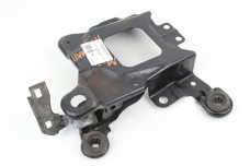 Кронштейн полки АКБ 2.0 Mazda 3 (BK) 2003-2008 BP4S5603YE (36509)