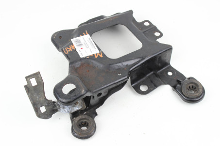 Кронштейн полки АКБ 2.0 Mazda 3 (BK) 2003-2008 BP4S5603YE (36509)