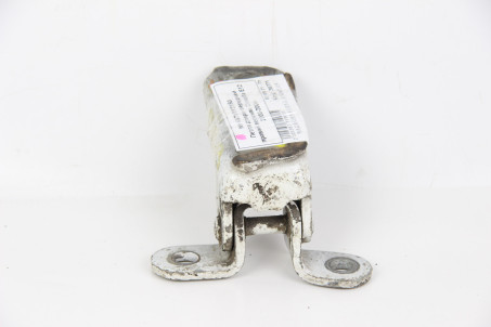 Петля двери передней правой верх Toyota Corolla E12 (E120) 2000-2006 6871012150 (36771)