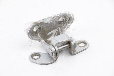 Петля двері задньої правої верх Toyota Corolla E16 (E160) 2013-2018 687500D061 (36774)