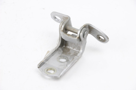 Петля двері задньої лівої низ Toyota Corolla E16 (E160) 2013-2018 687800D071 (36778)