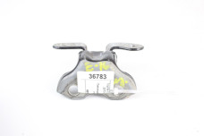 Петля двері передньої лівої низ Toyota Corolla E16 (E160) 2013-2018 687400D071 (36783)