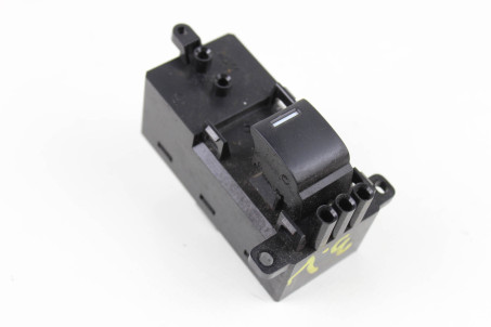 Кнопка стеклоподъёмника одиночная задняя Honda Accord Sedan (CP) 2007-2011 35770TA0A11 (37057)