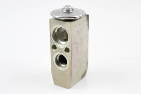 Клапан випарника кондиціонера Nissan Primera (P12) 2002-2009 92200AV670 (37526)